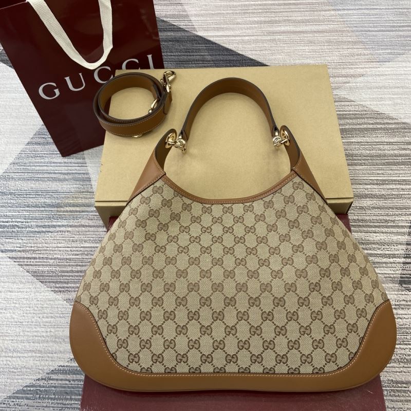 Gvc*1 tote bags